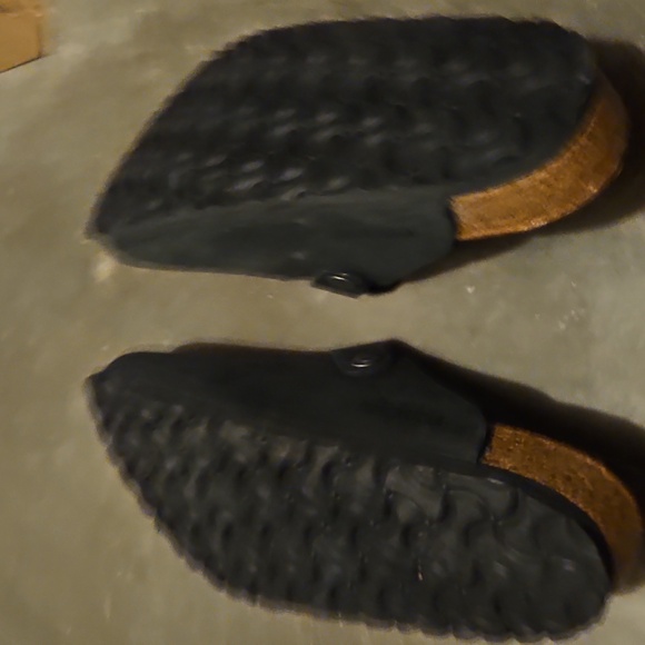 Women's black Birkenstock mules size 9 - Picture 3 of 4